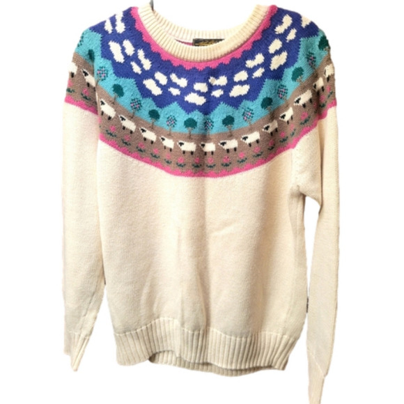 Eddie Bauer Sweaters - VTG Eddie Bauer knot sheep sweater size med/lg